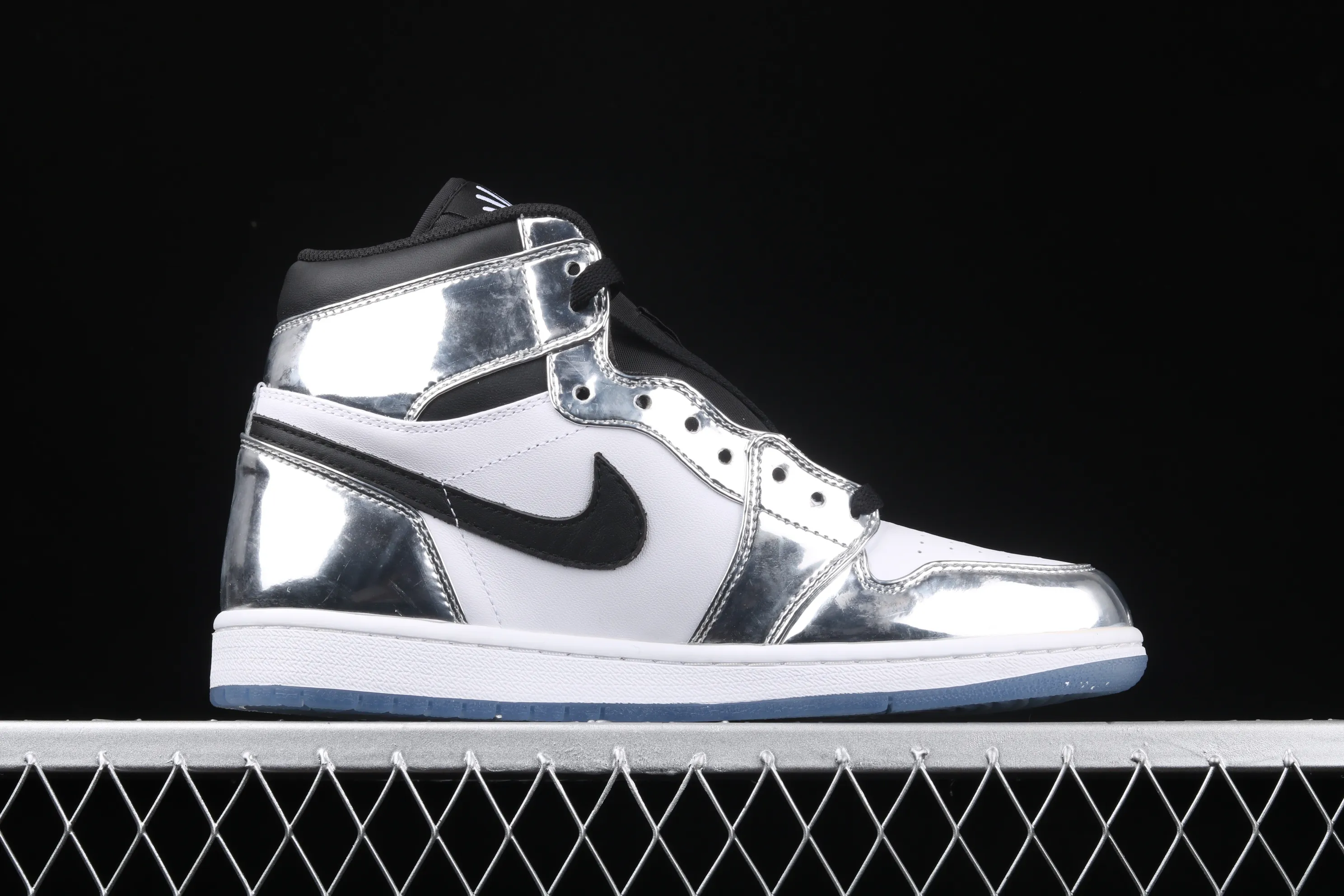 All categories Air Jordan Jordan series basketball shoes Air Jordan 1 High #ZG version Air Jordan 1 Pass The Torch AJ1 Joe 1 Leonard liquid electroplating silver AQ7476-016